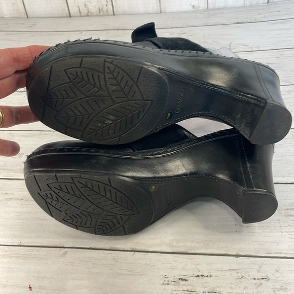 Nurture Black Clogs/Mules with Silver Ring Accents - Picture 7 of 11